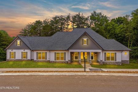213 Gado Lane