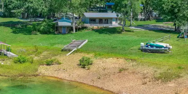 1239 Fishermans Way