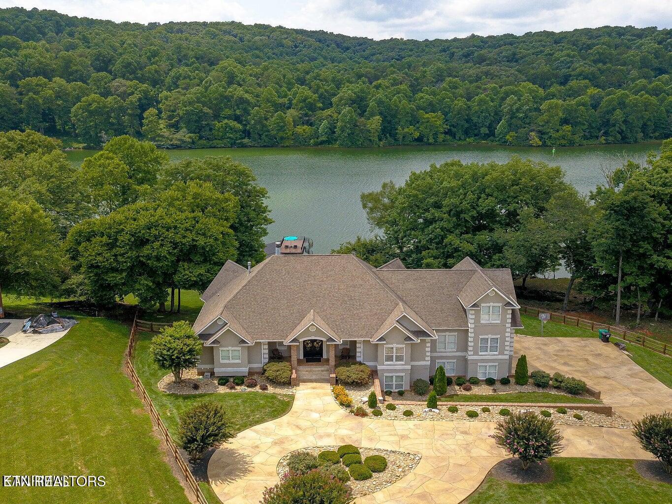 Image 1: 3105 Stephens Landing Way FRONT
