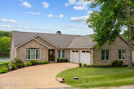 150 Motthaven Drive