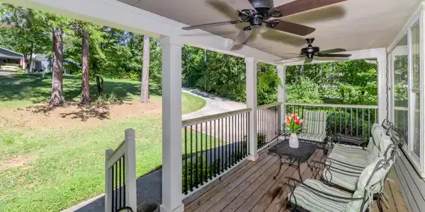 1112 Dogwood Drive