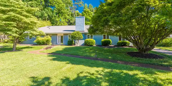 3521 Talahi Drive