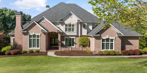 3517 Charter Oak Way