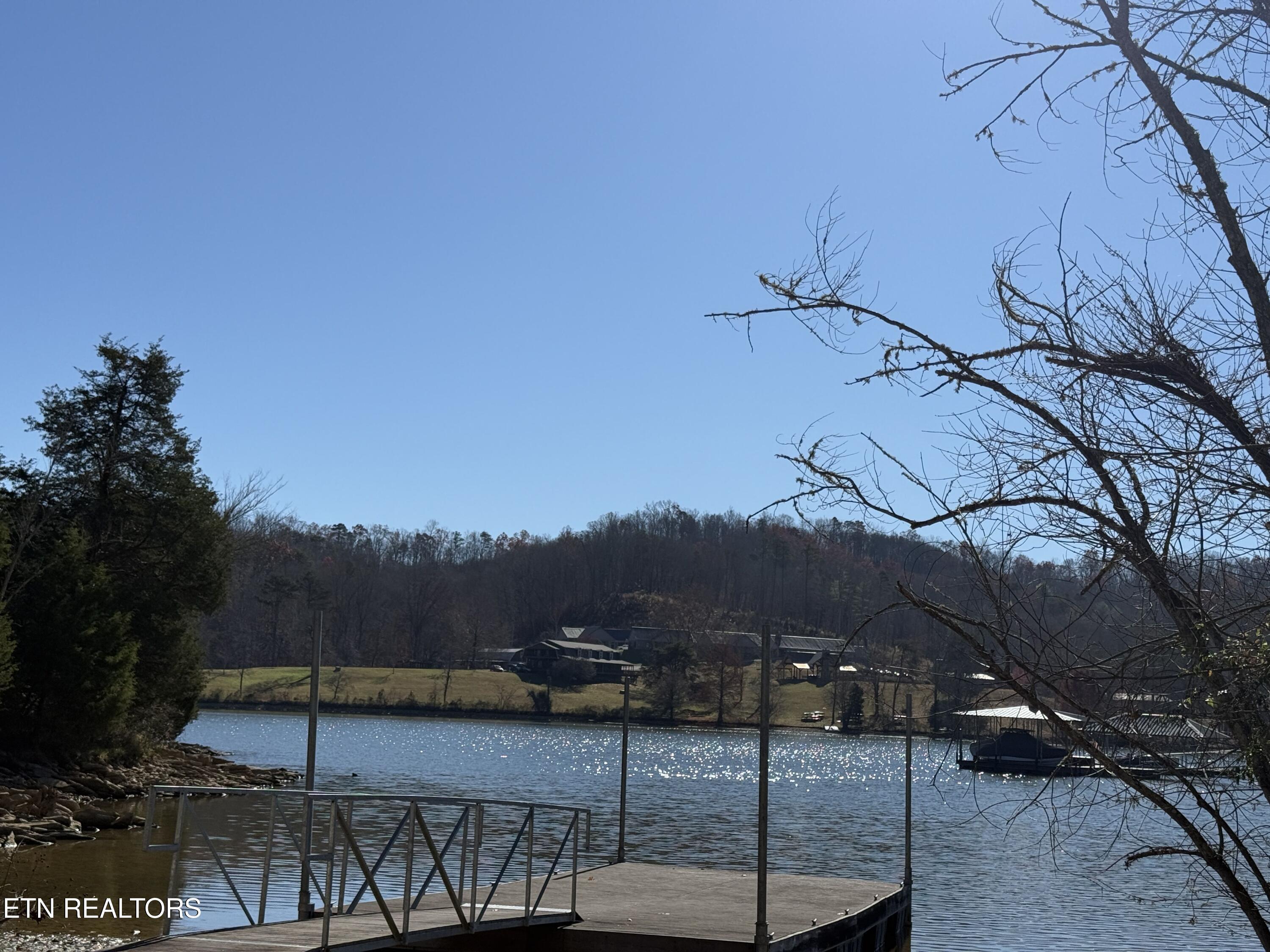 Image 4: Highland Reserve Dock