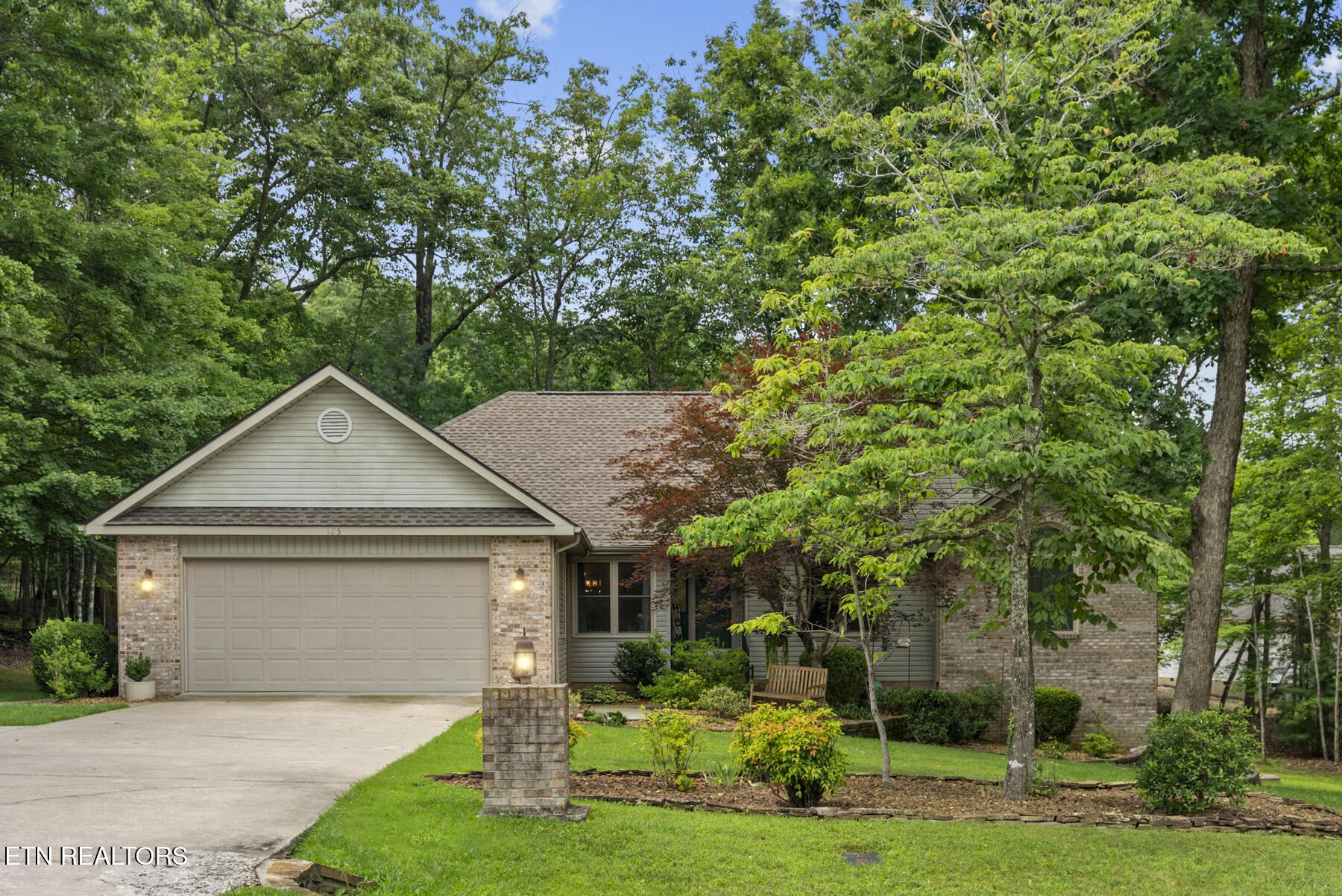 Image 1: 125 Markham Lane
