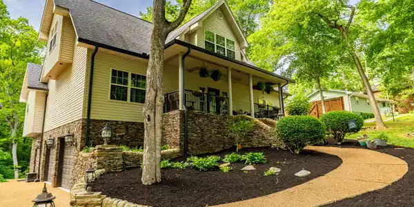 Image 4: 4323DeerRunDr-112