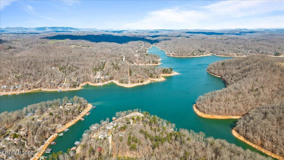 Image 3: 05-Hiawassee View Dr