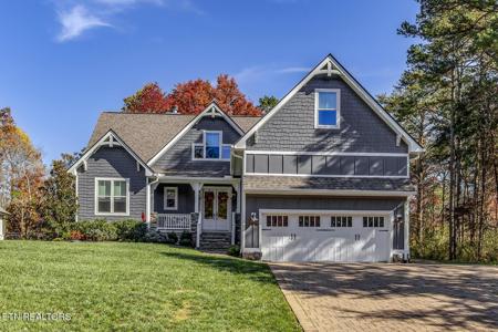 206 Atoka Place