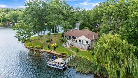 22 Meadowlark Circle