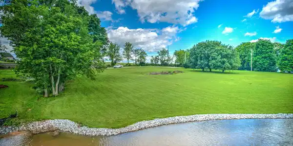Image 3: 4-web-or-mls-DJI_0371_2_3