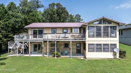 300 Lake Forest Lane