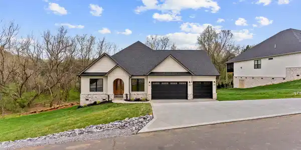 127 Saloli Way