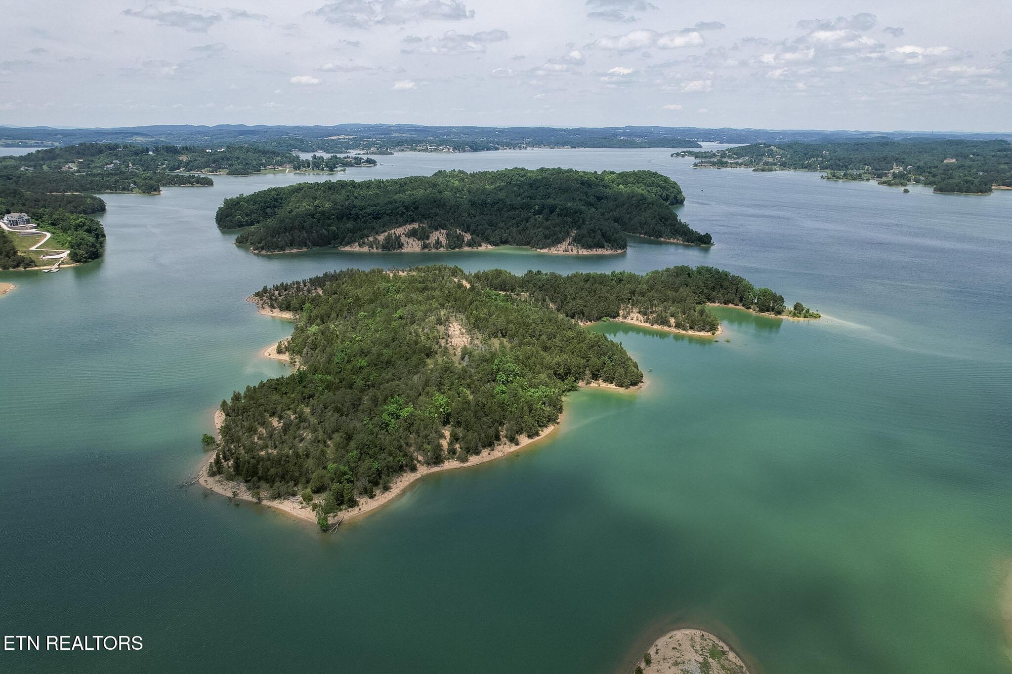 Image 2: dji_fly_20240522_135632_902_171640111156