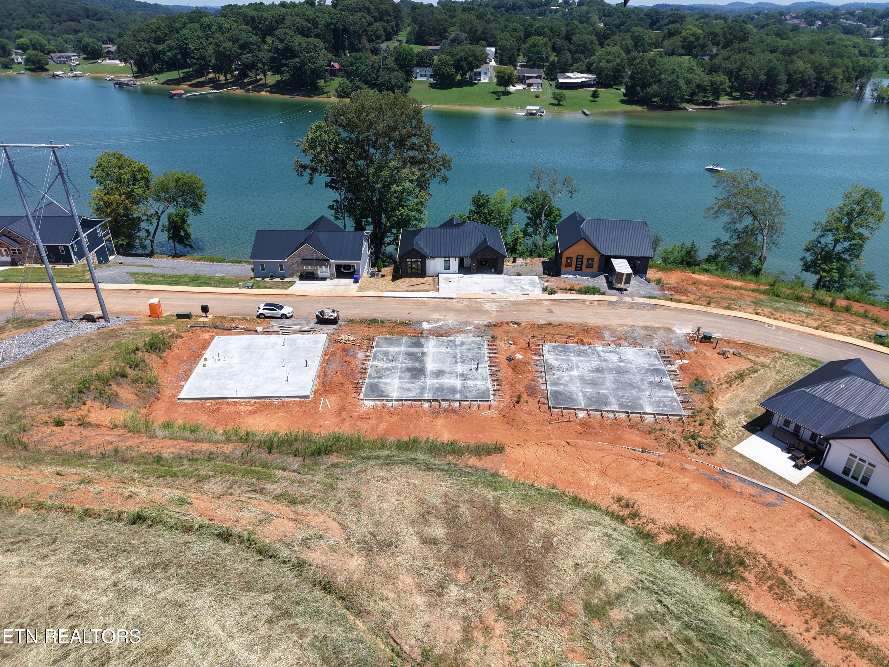 Image 4: D1 Three Slabs Aerial