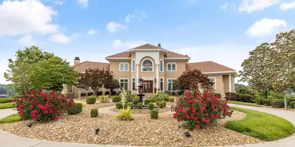 Image 3: 091-3801 Jackson Bend Dr63_Final