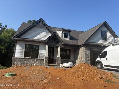 302 Kawga Trace