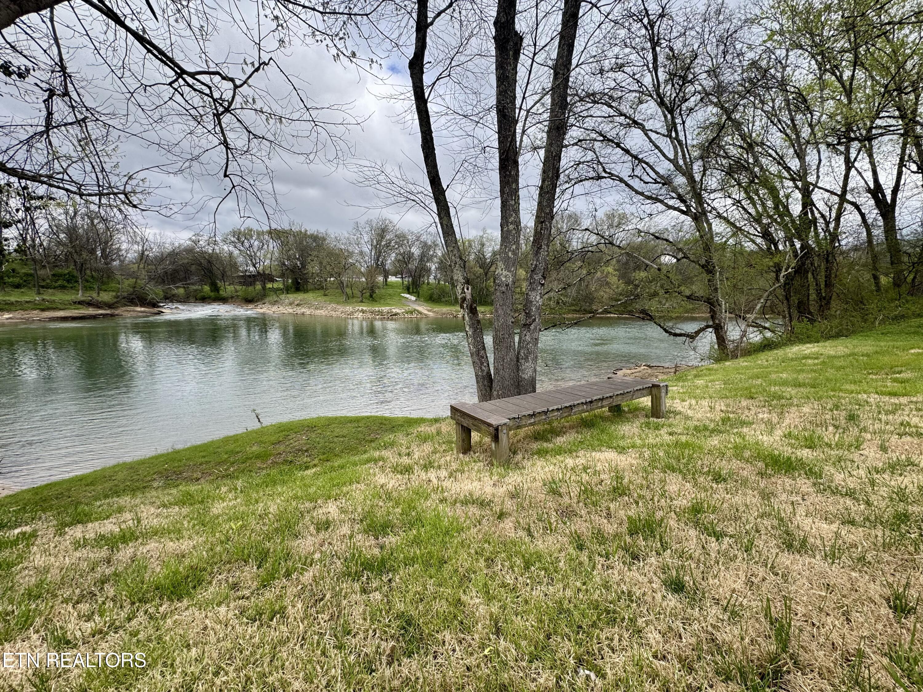 Image 4: 8660 Shackleford ln-849