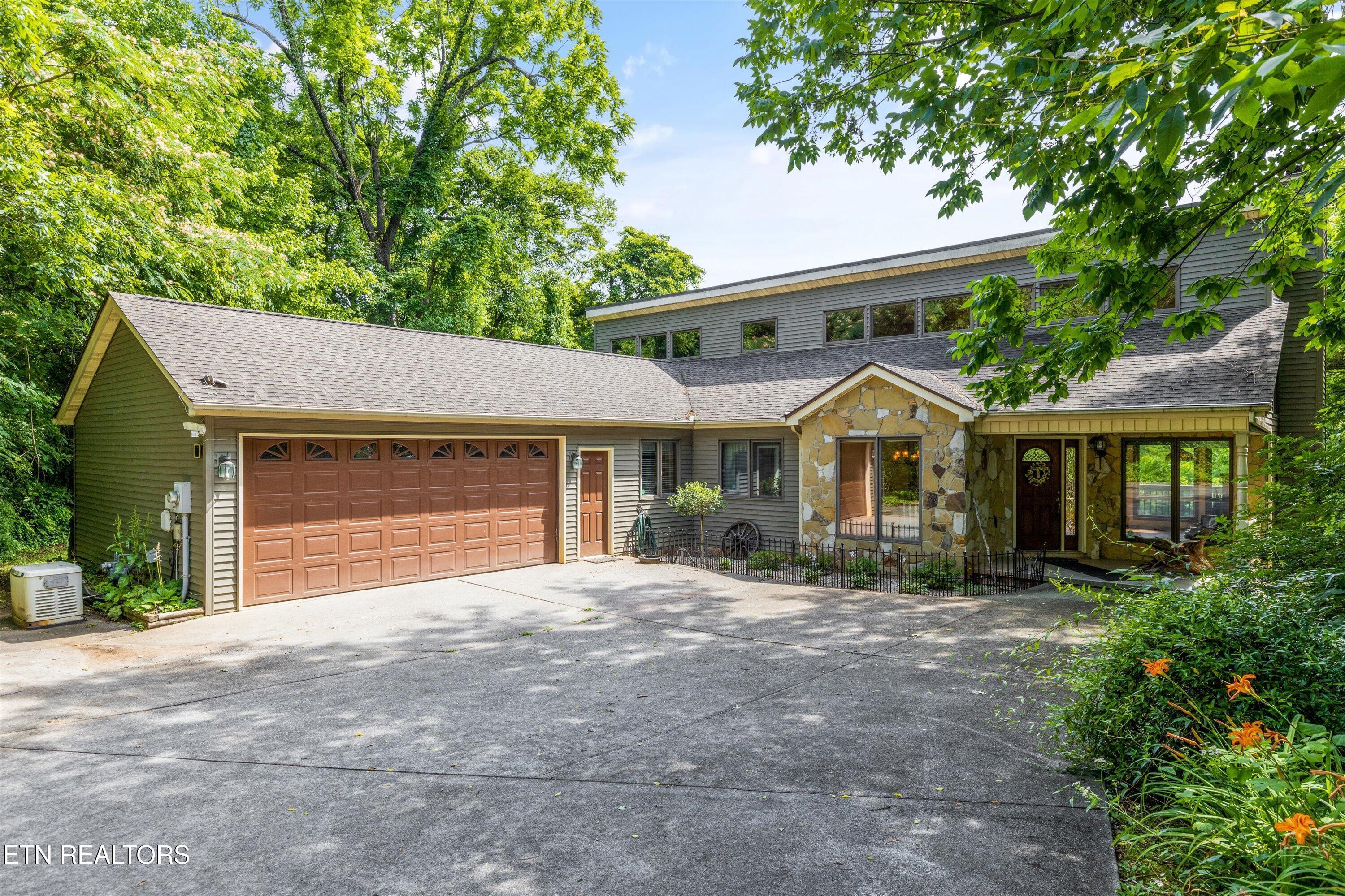 Image 1: 03-5921 Windtrace Ln30