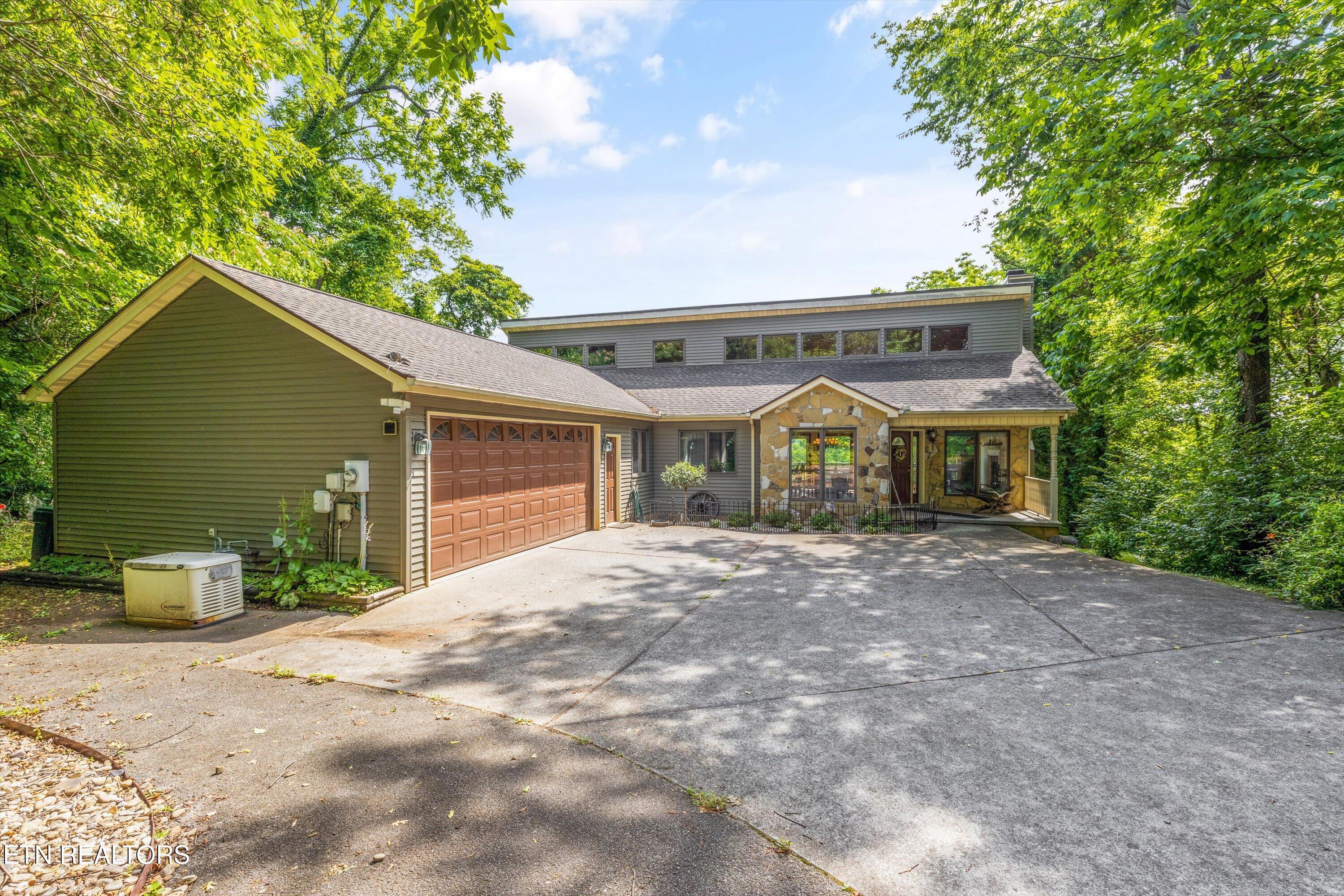 Image 2: 01-5921 Windtrace Ln27