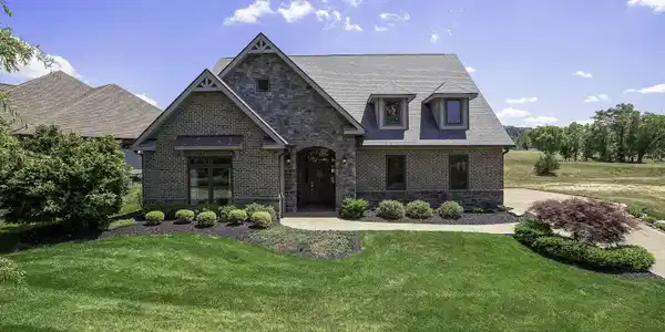 1099 Buckhorn Way