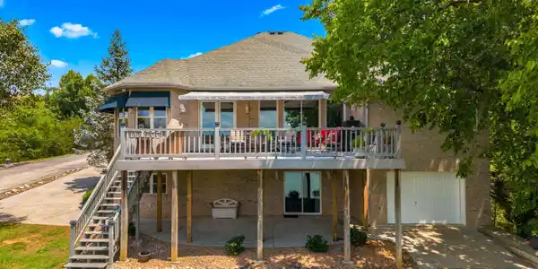 Image 3: 003-211MarinersLane-Dandridge-TN-37725