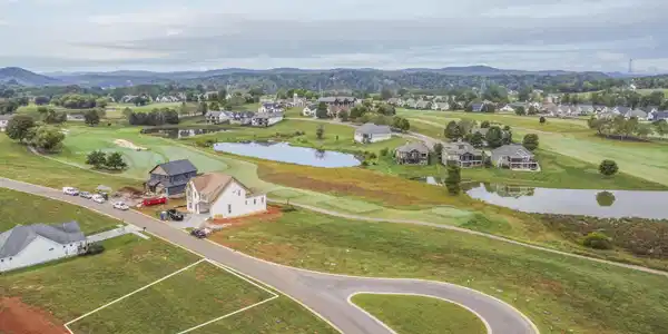 Image 2: drone 8_1k