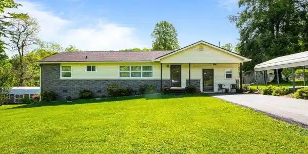 212 Sunset Drive