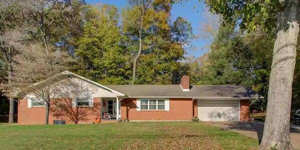 3515 Maloney Rd