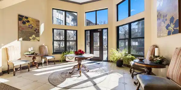 445 W Blount Ave