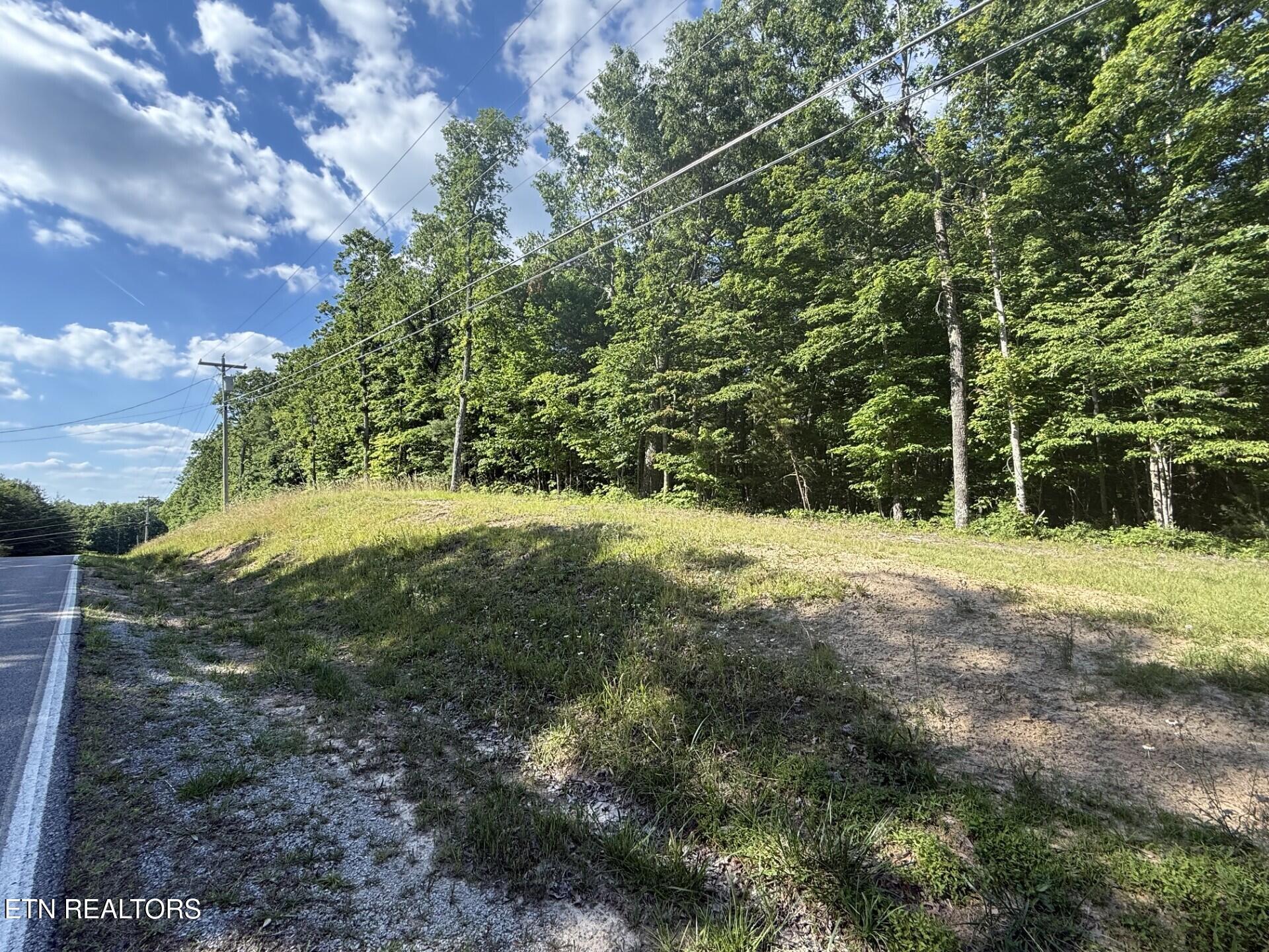 Image 2: North