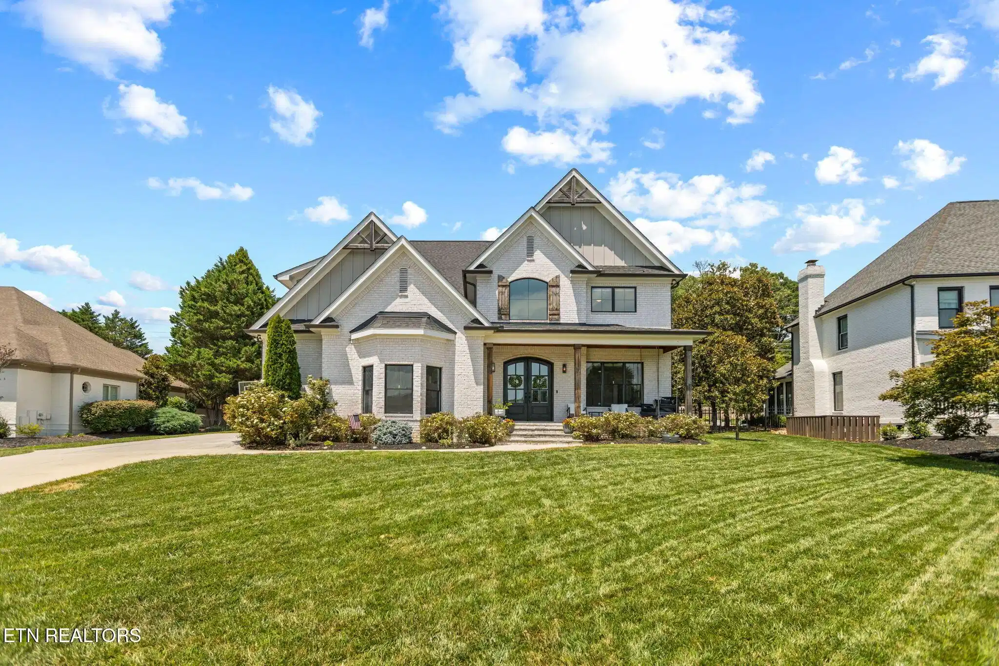 Image 1: 20-web-or-mls-10632 Lakecove Way - 10