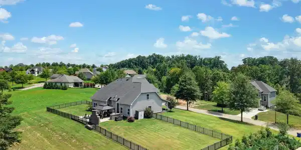 Image 3: 41-web-or-mls-040--FULL