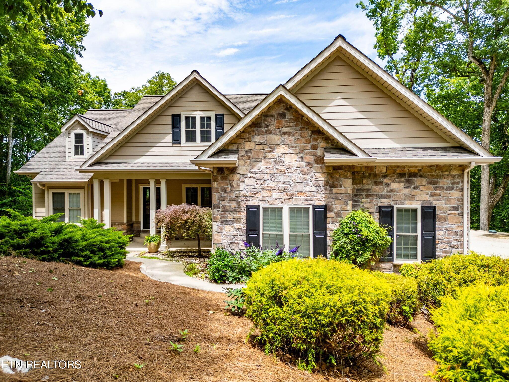 Image 4: 200 Stony Rock Ln.
