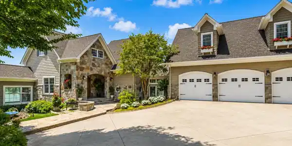 Image 2: Driveway Approach