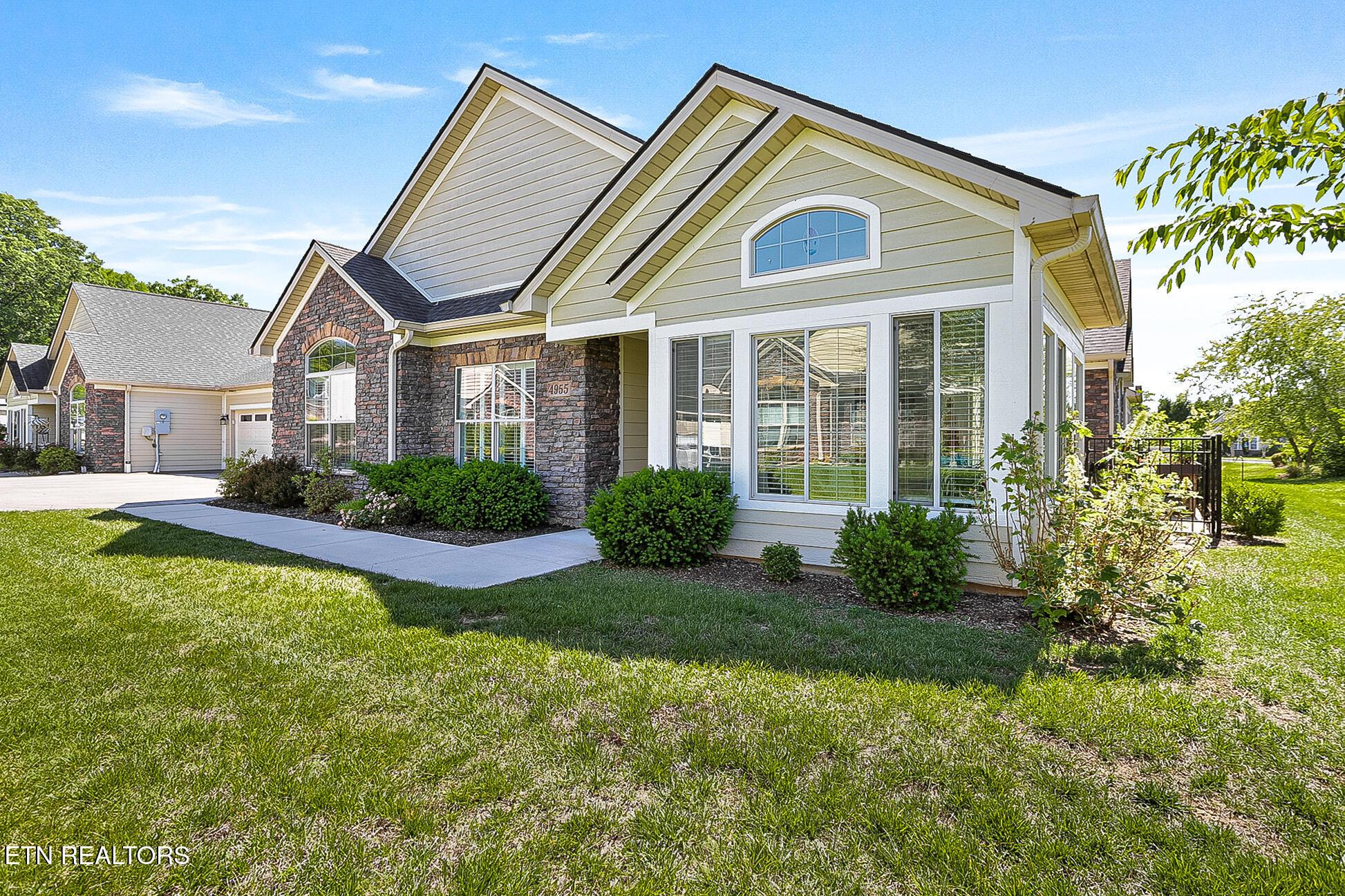Image 2: 4955 Willow Bluff Cir-229