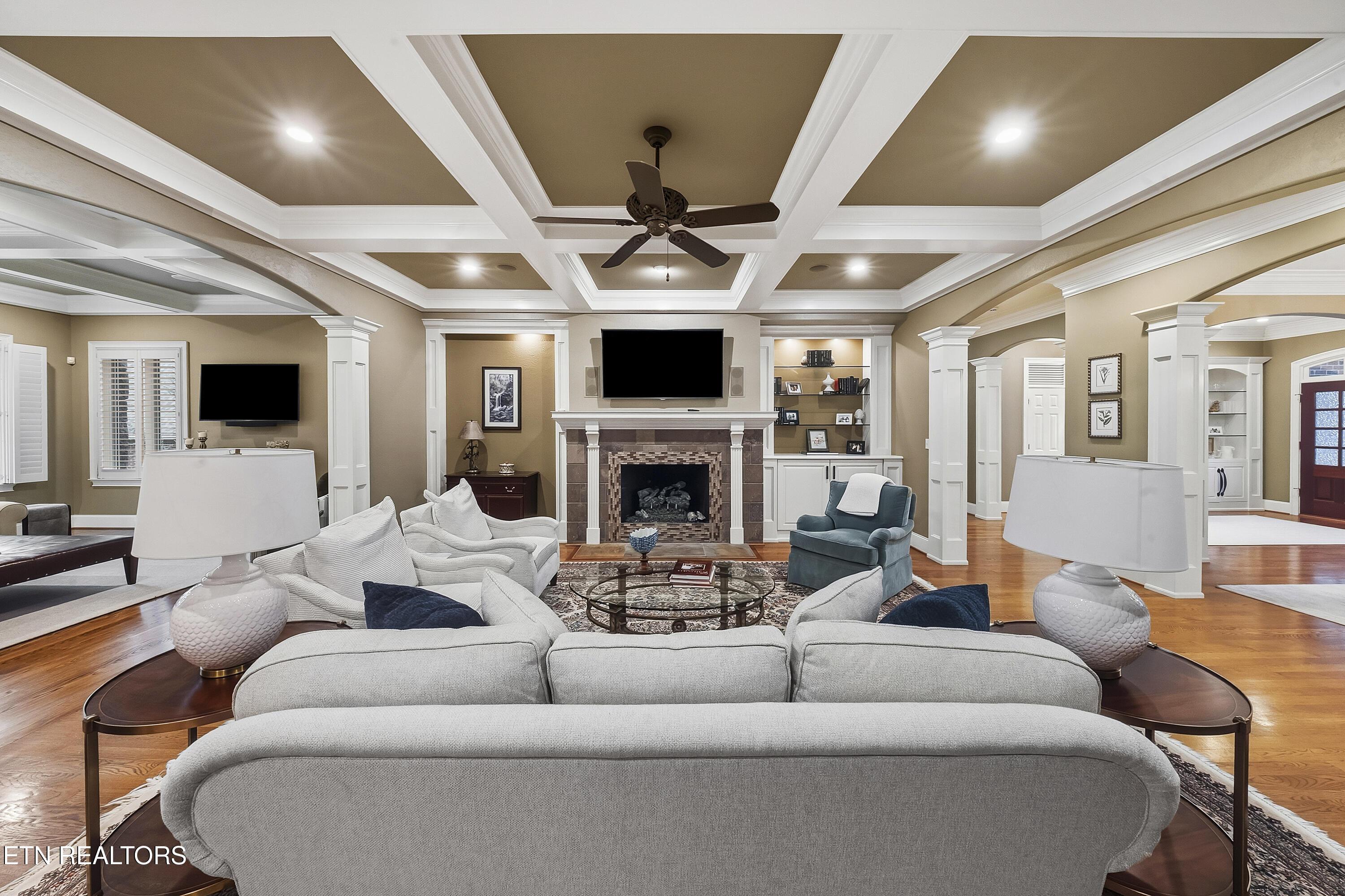 Image 4: D2_L40A0505