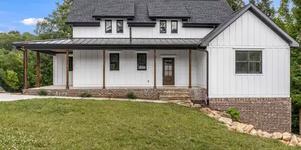 463 Waterfront Way