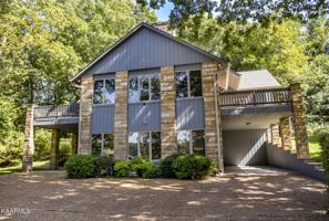 124 Meadowview Drive
