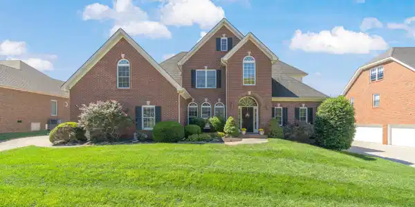 1917 Willow View Lane