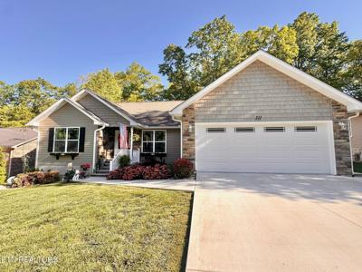 311 Lakeview Drive