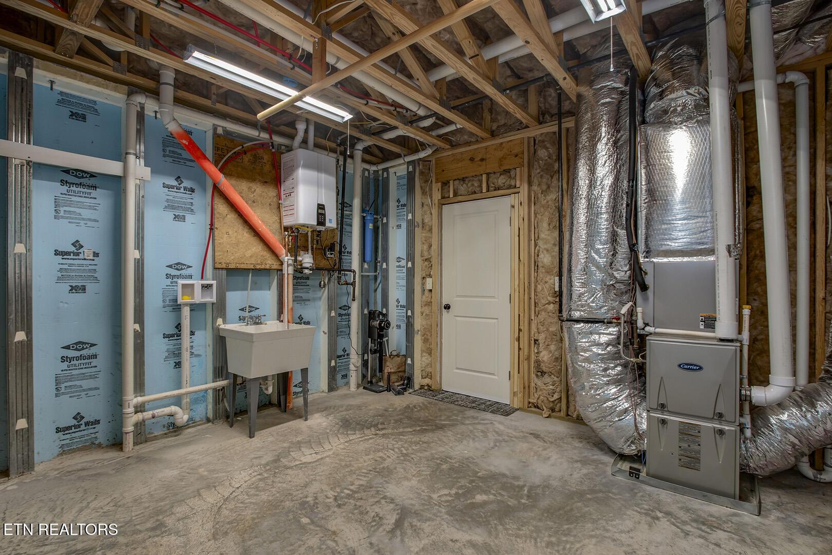 Image 2: 47_EagleCircle_124_Utility-Storage