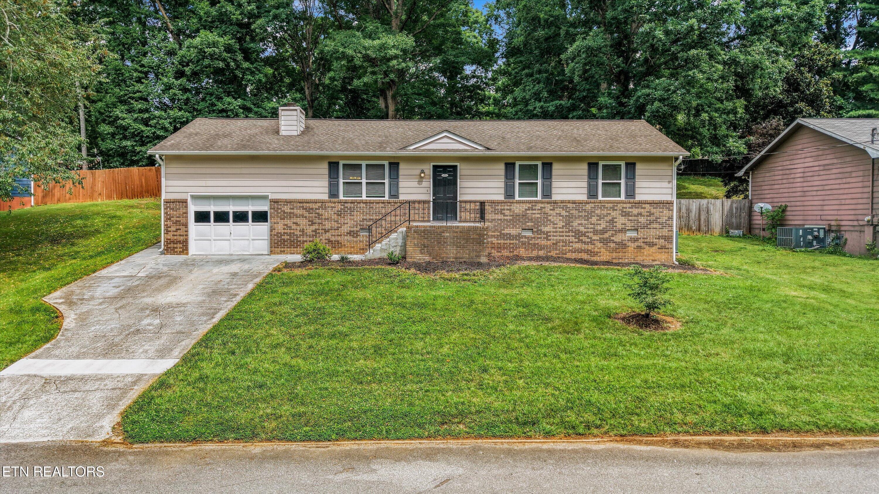 Image 2: 02-10725 Bell Valley Dr02