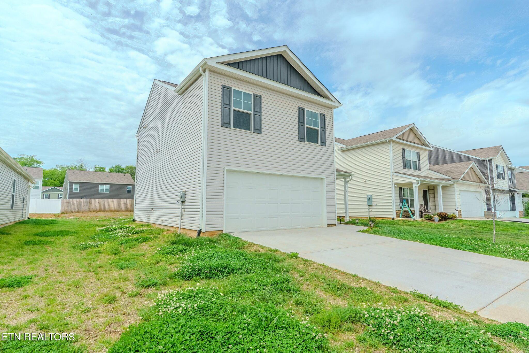 Image 2: 28-web-or-mls-9518 River Cane 2