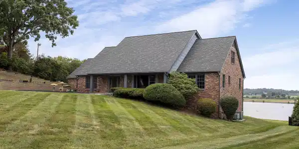 5204 Riverbriar Rd