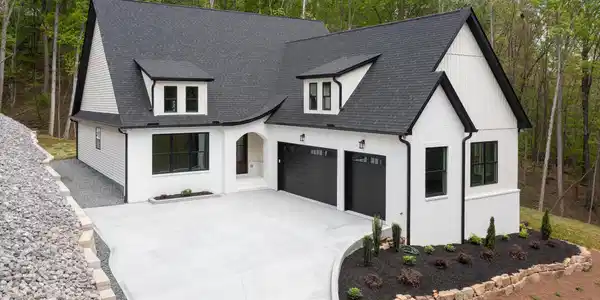 215 Wahuhu Lane