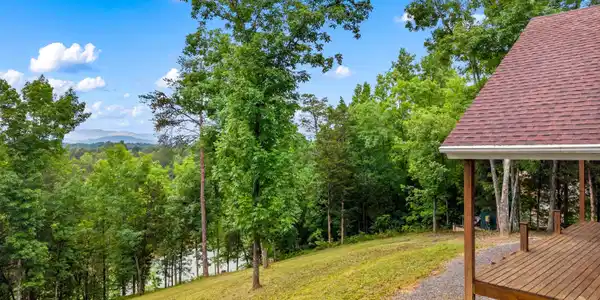 Image 4: 004-3517NeedlesWay-Sevierville-TN-37876-