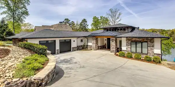 314 Miami Lane