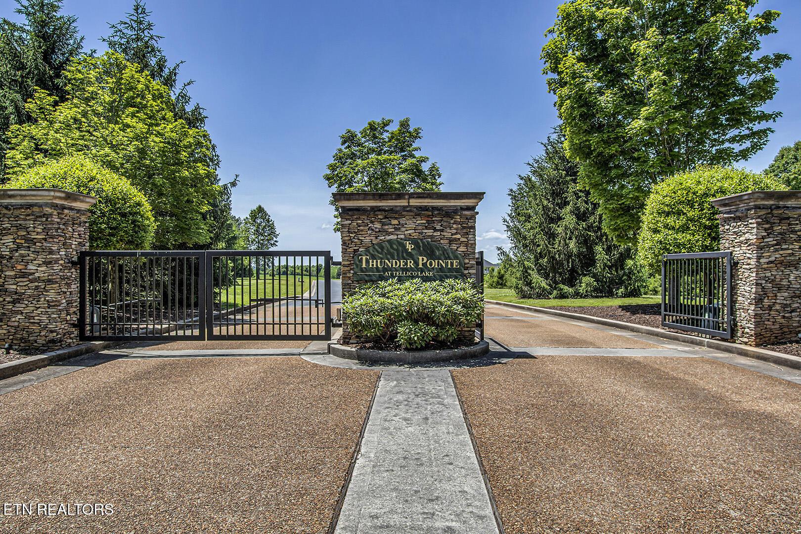 Image 2: 02_TP-EntranceGate
