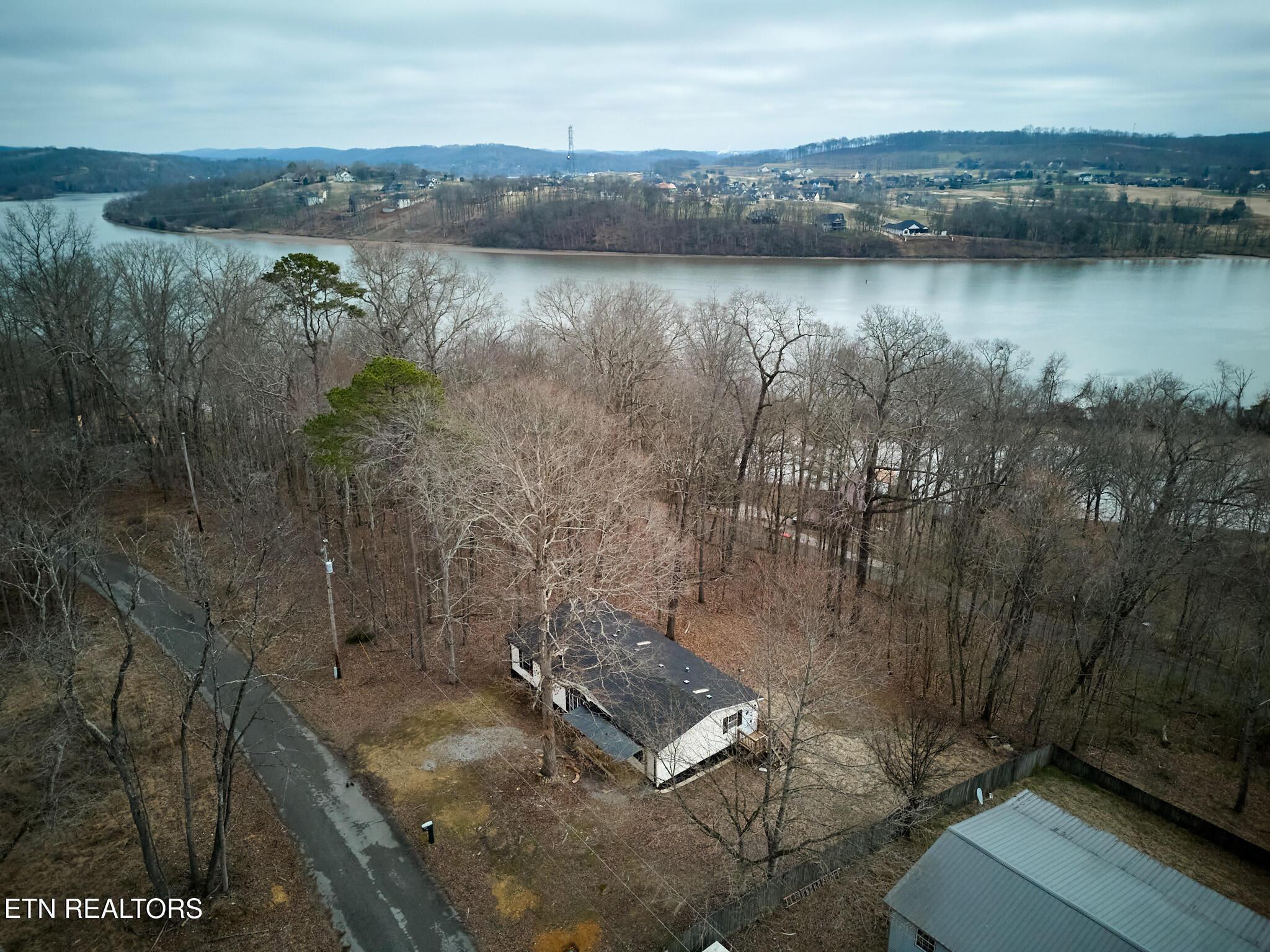 Image 1: 212 Shady Trail Kingston,TN 8
