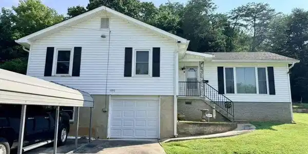 1890 James Ferry Rd
